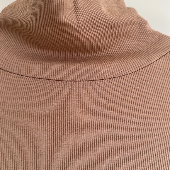 Turtleneck Bodysuit - Picture 3 of 5